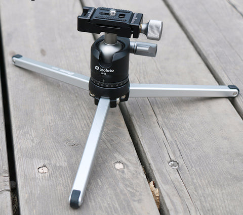 Tabletop Mini-Tripod for Smartphones and Cameras